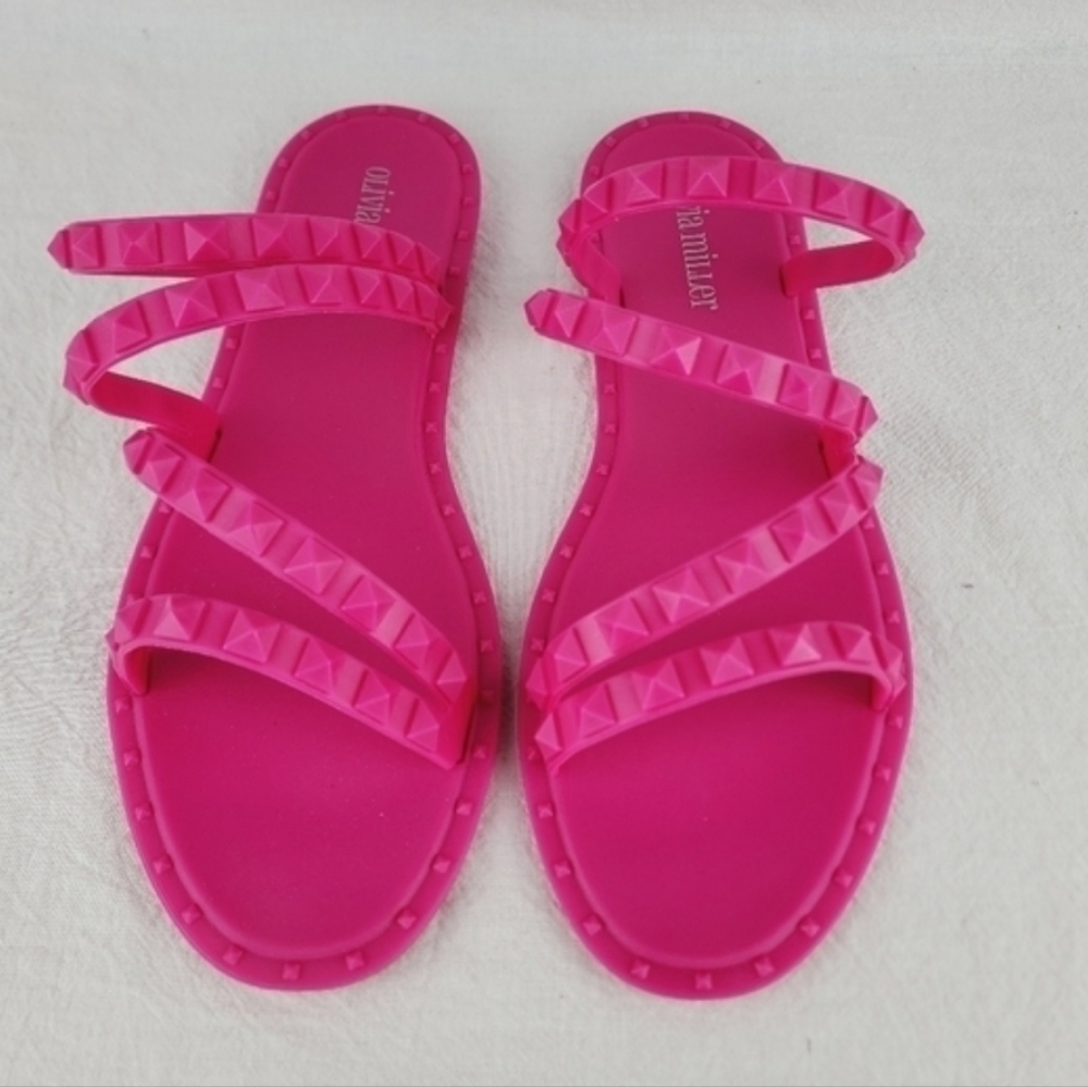 Olivia miller jelly sandals size 8